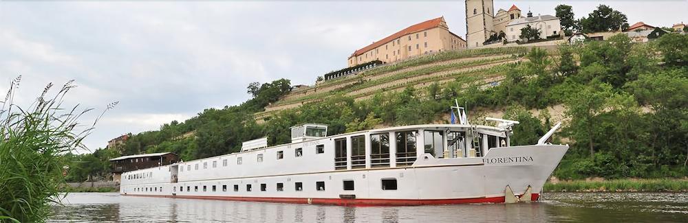 Florentina Boat Prague Luaran gambar