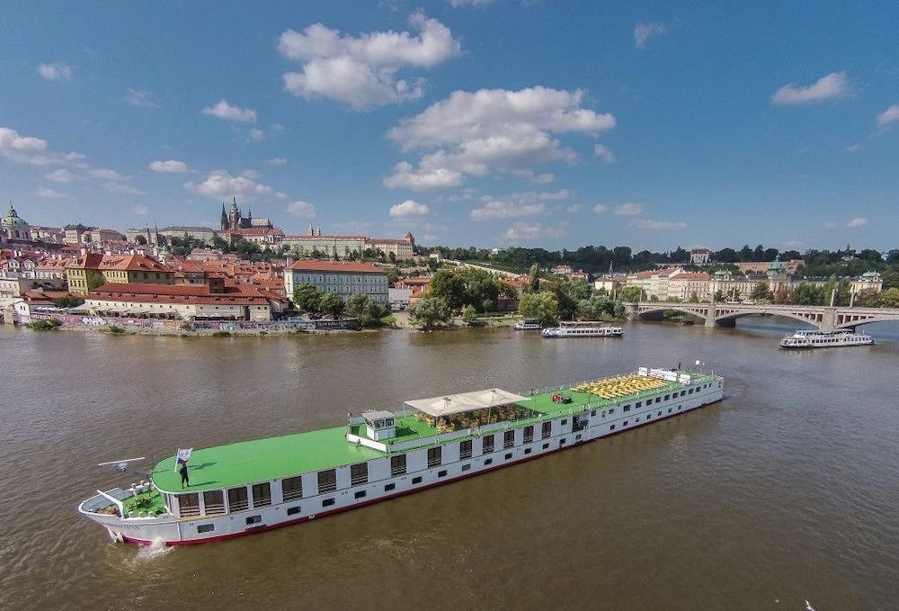 Florentina Boat Prague Luaran gambar
