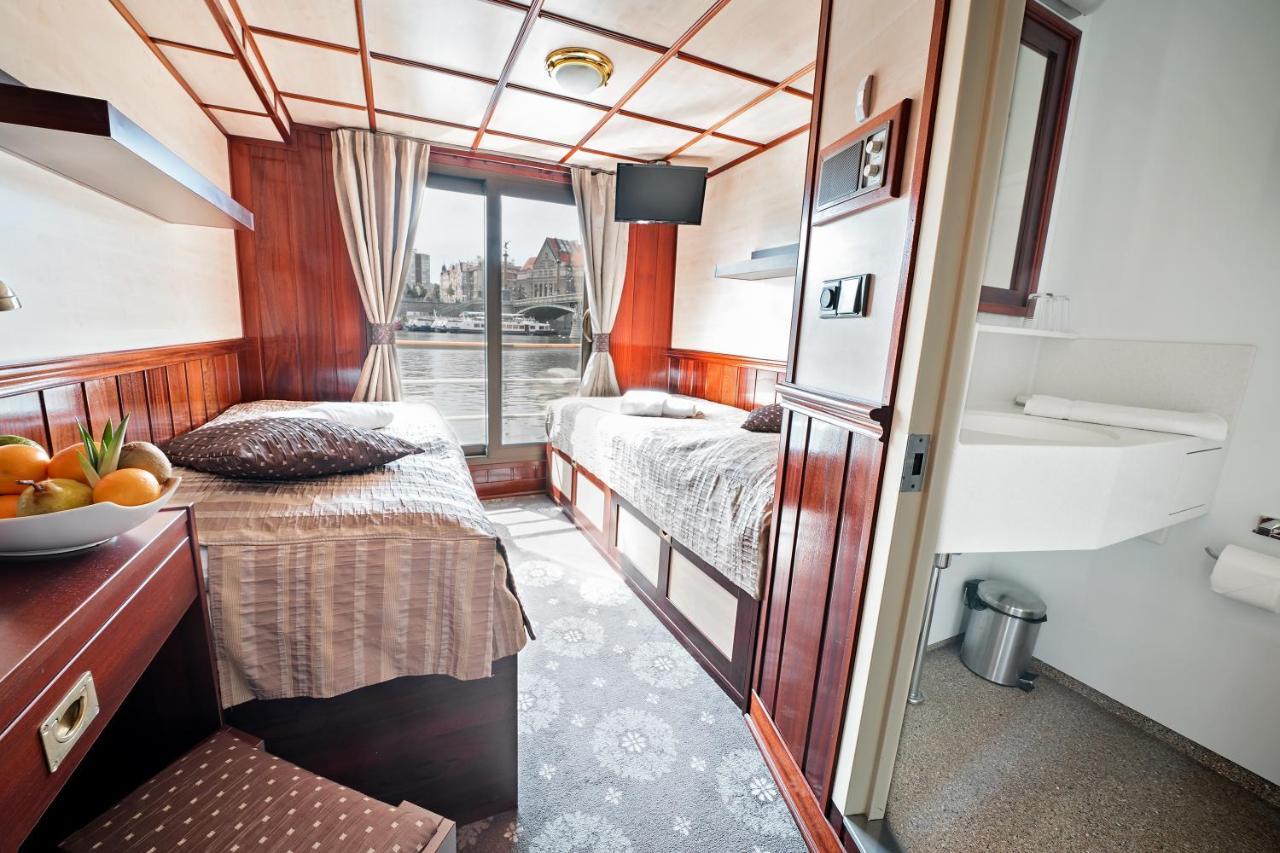 Florentina Boat Prague Luaran gambar
