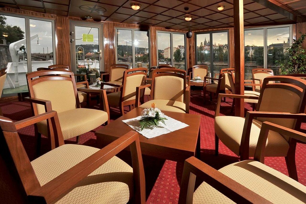 Florentina Boat Prague Luaran gambar